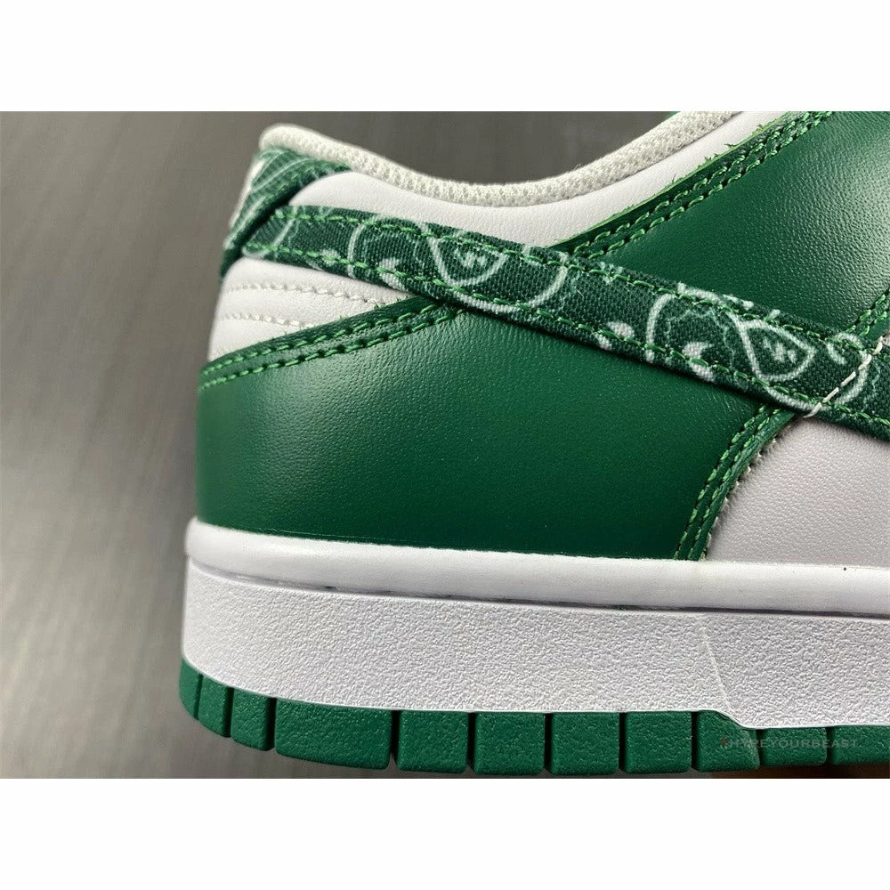 Nike Dunk Low ‘Green Paisley’