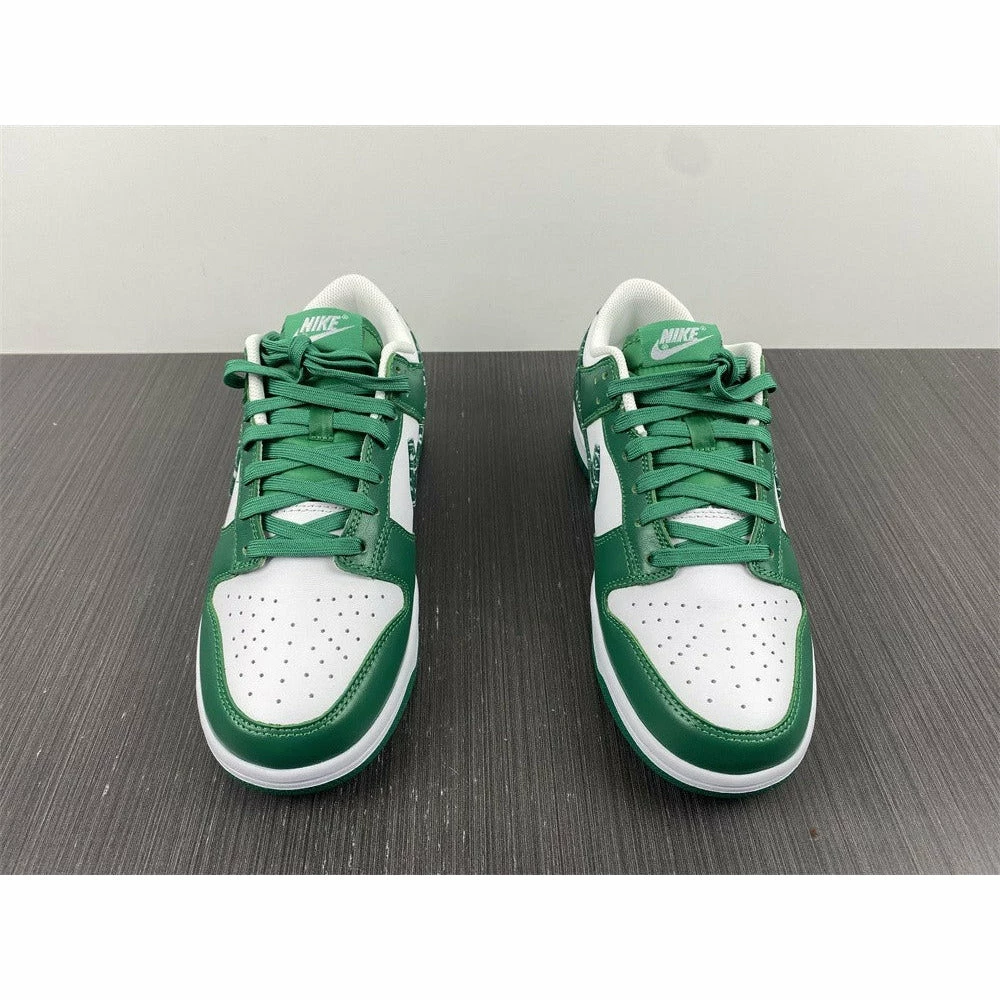 Nike Dunk Low ‘Green Paisley’