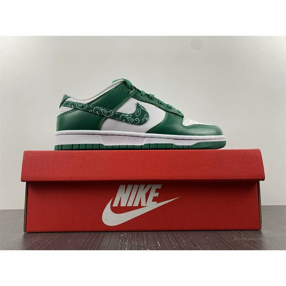 Nike Dunk Low ‘Green Paisley’