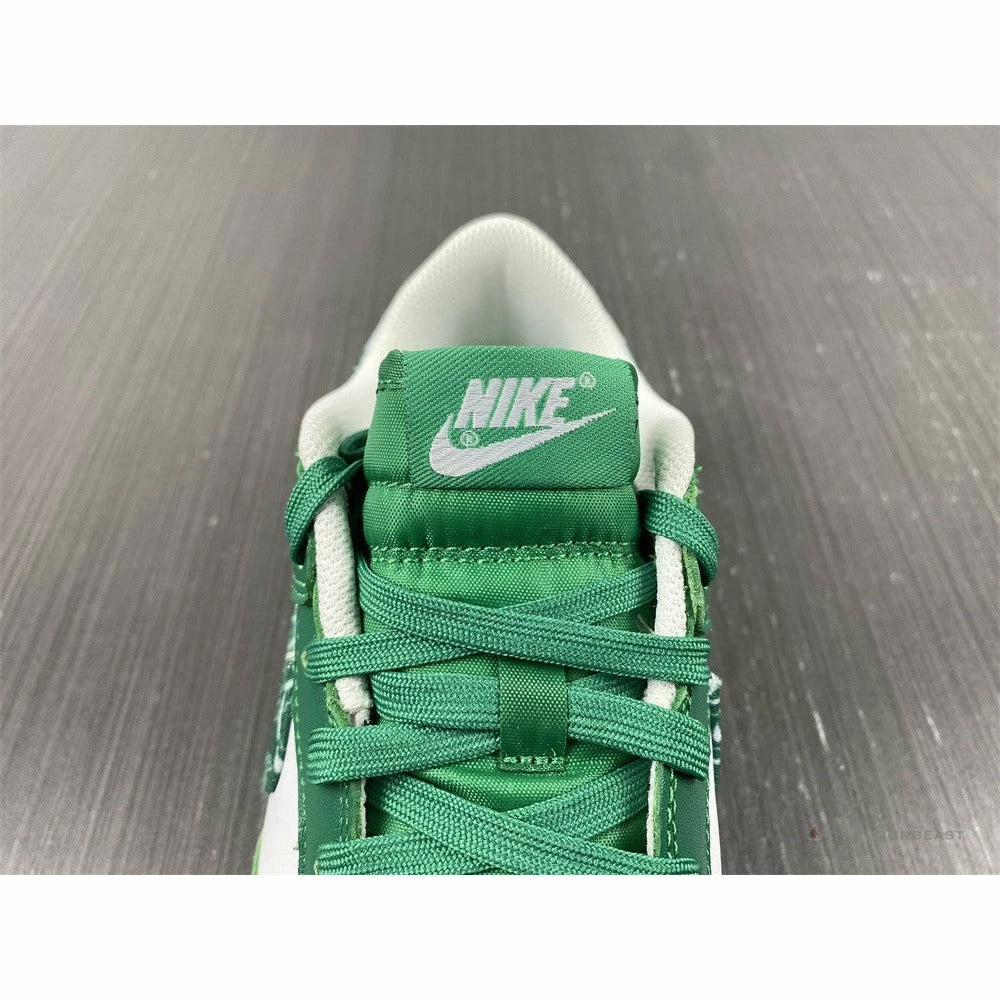 Nike Dunk Low ‘Green Paisley’