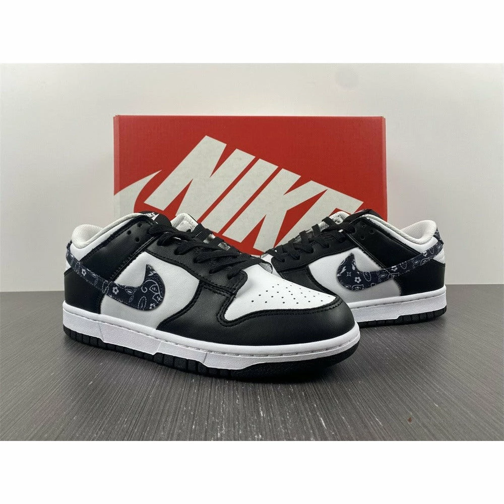 Nike Dunk Low ‘Black Paisley’