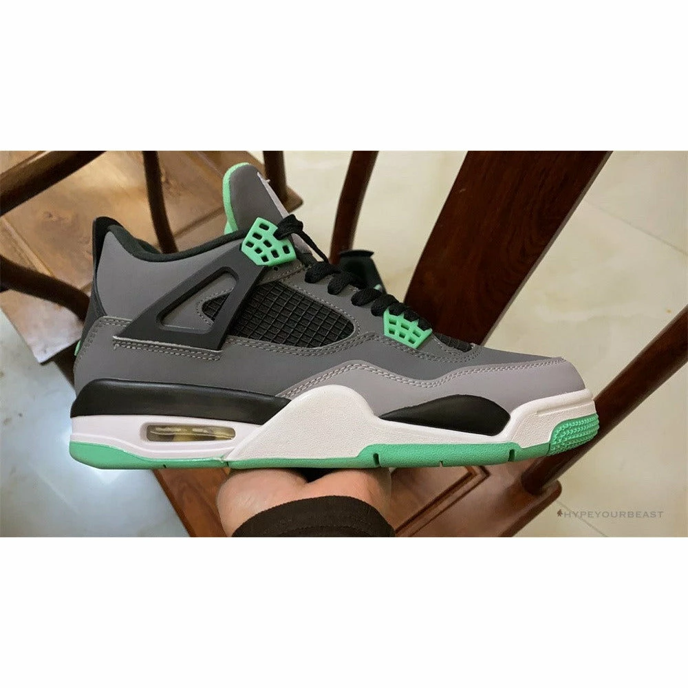 Air Jordan 4 Retro ‘Green Glow’