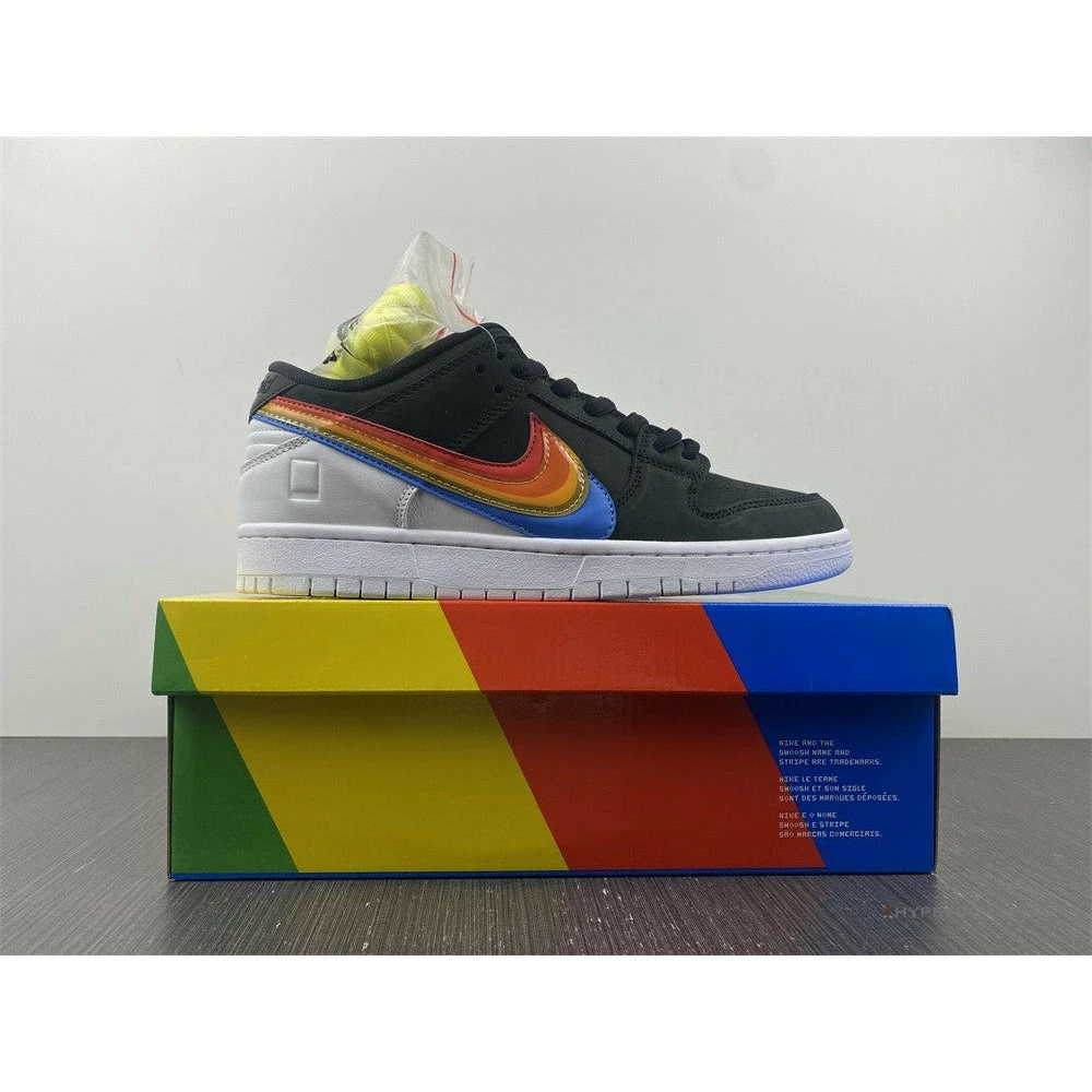 Nike SB Dunk Low ‘Polaroid Black’
