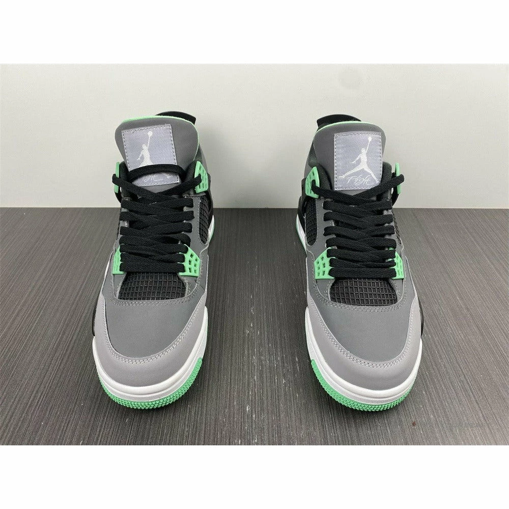 Air Jordan 4 Retro ‘Green Glow’
