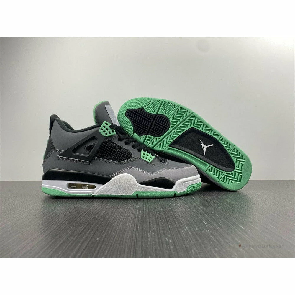 Air Jordan 4 Retro ‘Green Glow’