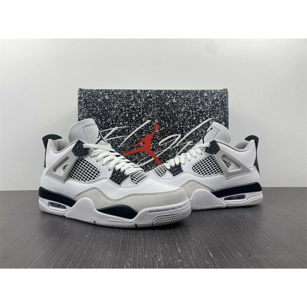 Air Jordan 4 Retro ‘Military Black’