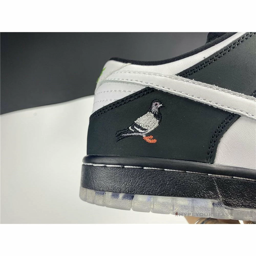 Nike SB Dunk Low Pro ‘Staple’