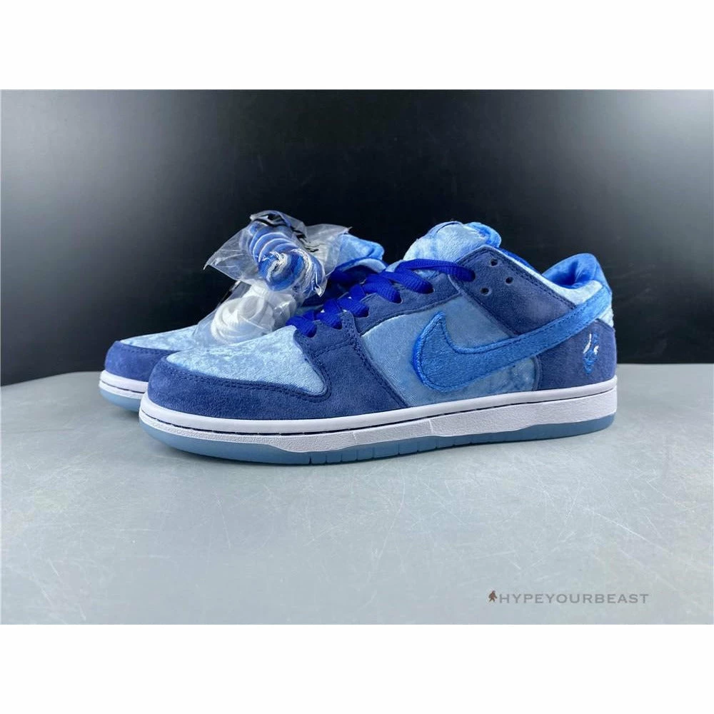 Nike SB Dunk Low ‘Stangelove Blue’