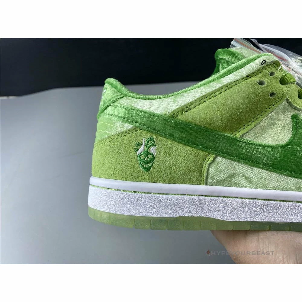 Nike SB Dunk Low ‘Strange Love Green’