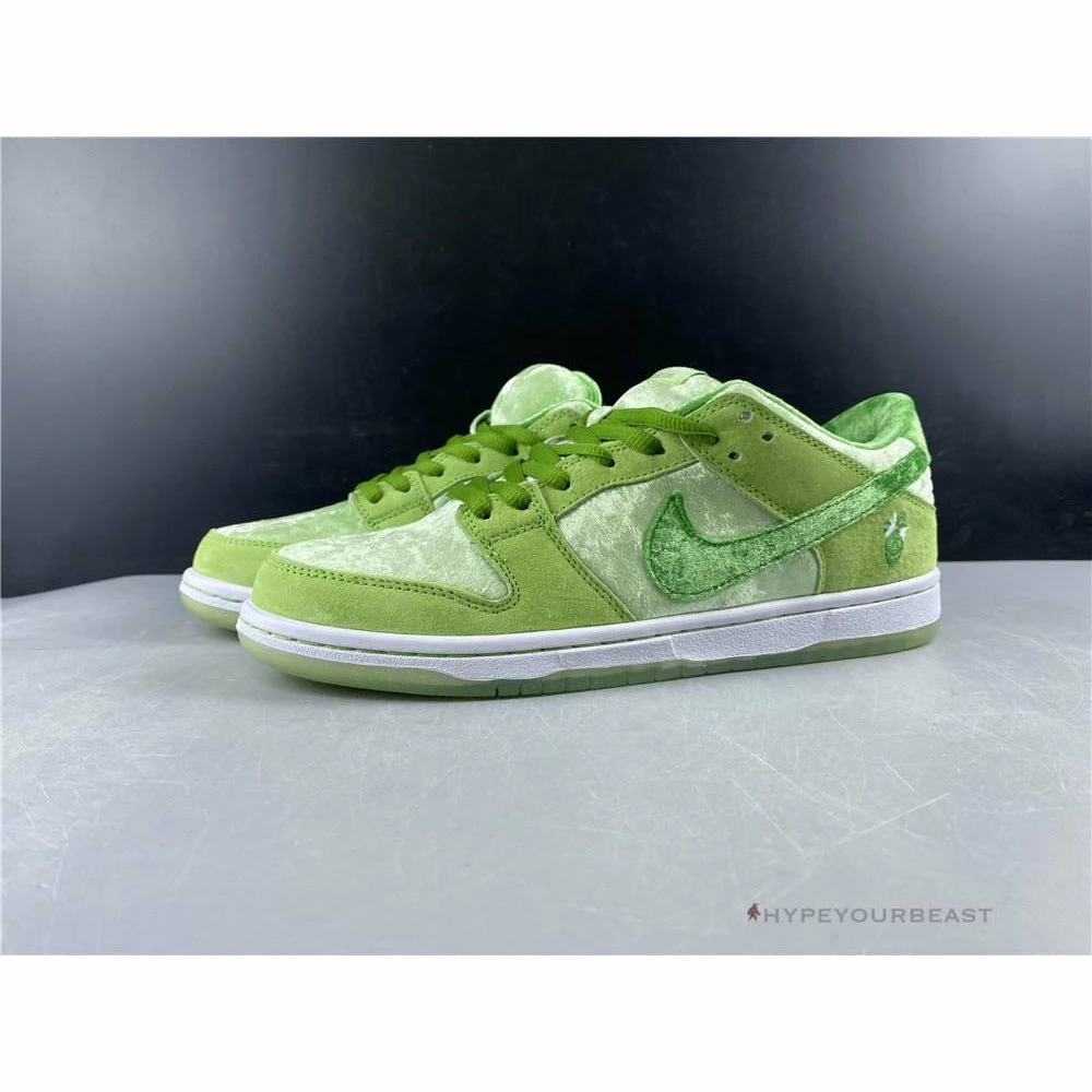 Nike SB Dunk Low ‘Strange Love Green’