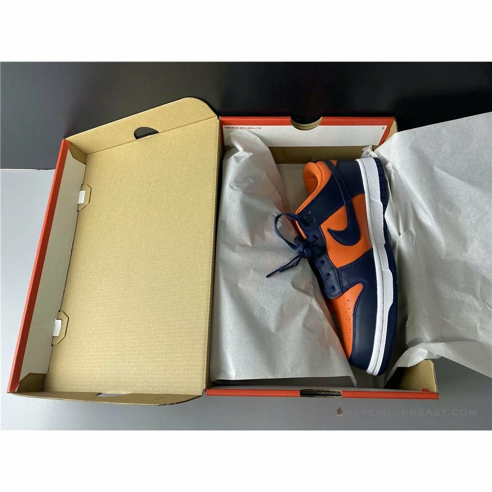 Nike SB Dunk Low ‘University Orange’