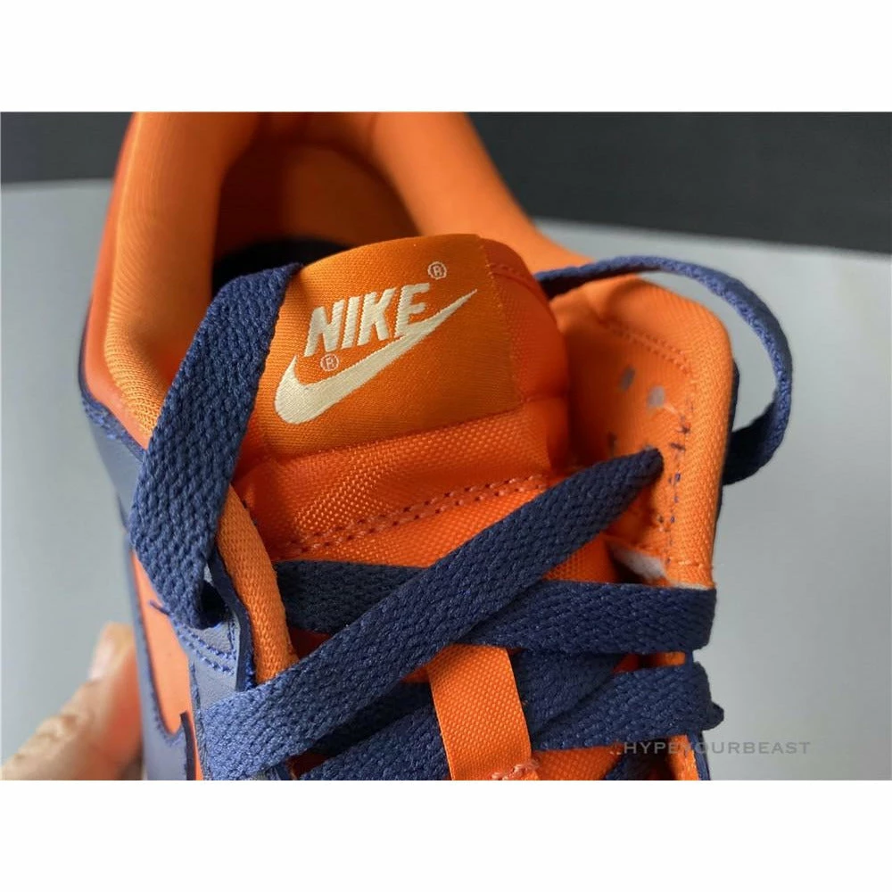 Nike SB Dunk Low ‘University Orange’