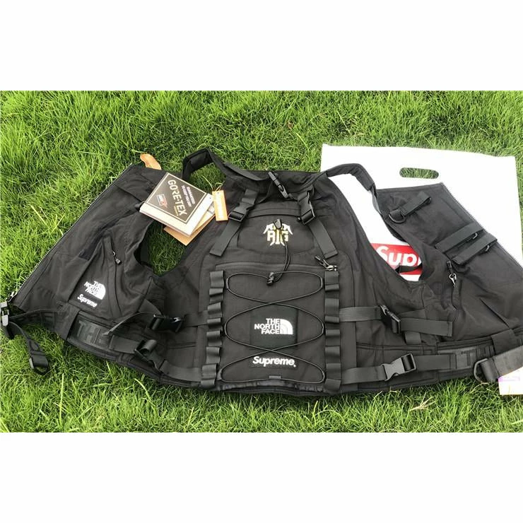 hoodies & jackets the n0*h f**e x S*p*e vest jacket