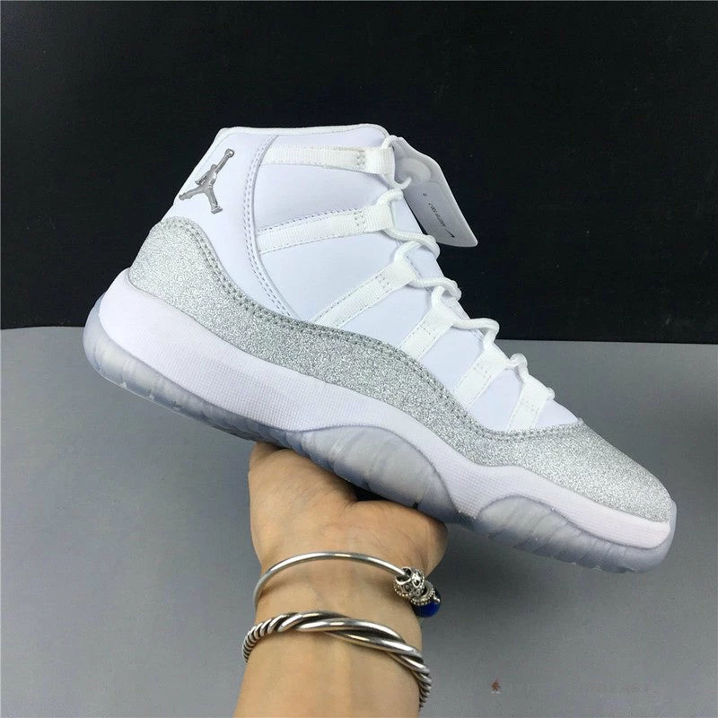 Air Jordan 11 Retro ‘Metallic Silver’