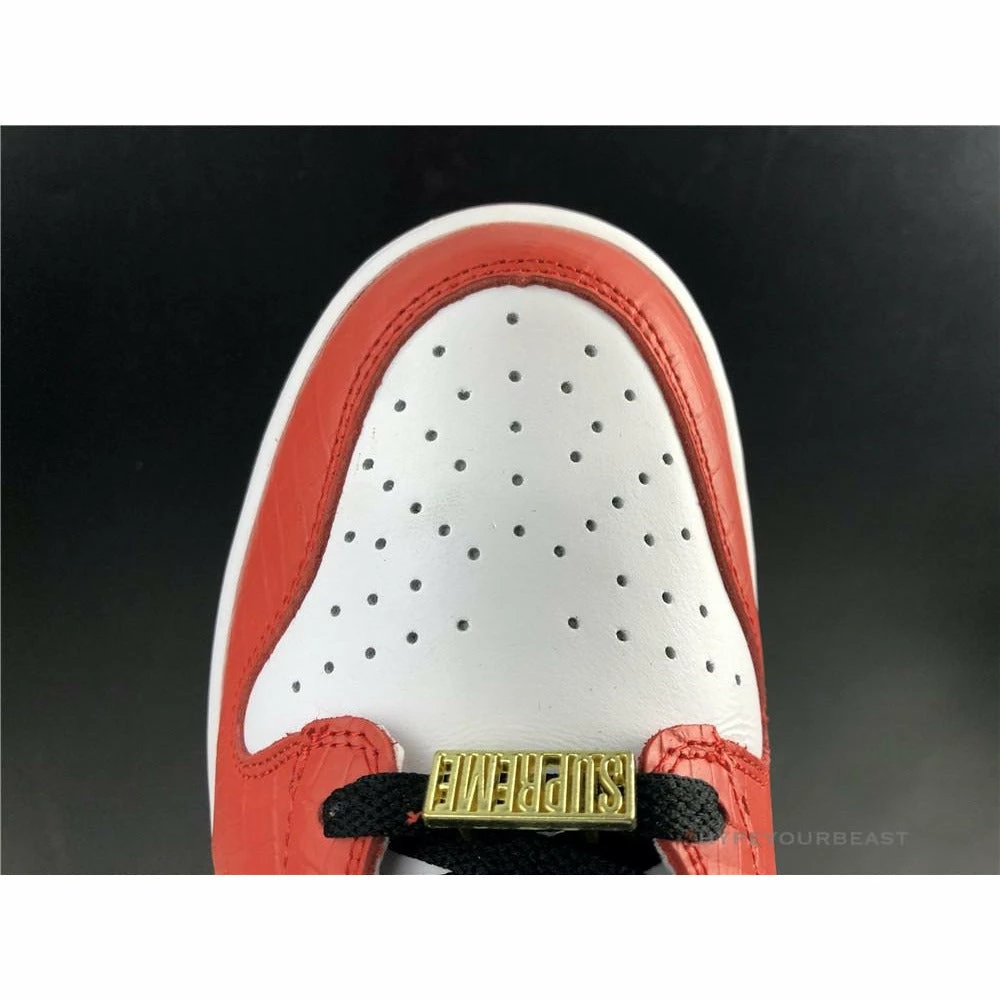 nike dunk high x S*p*e red