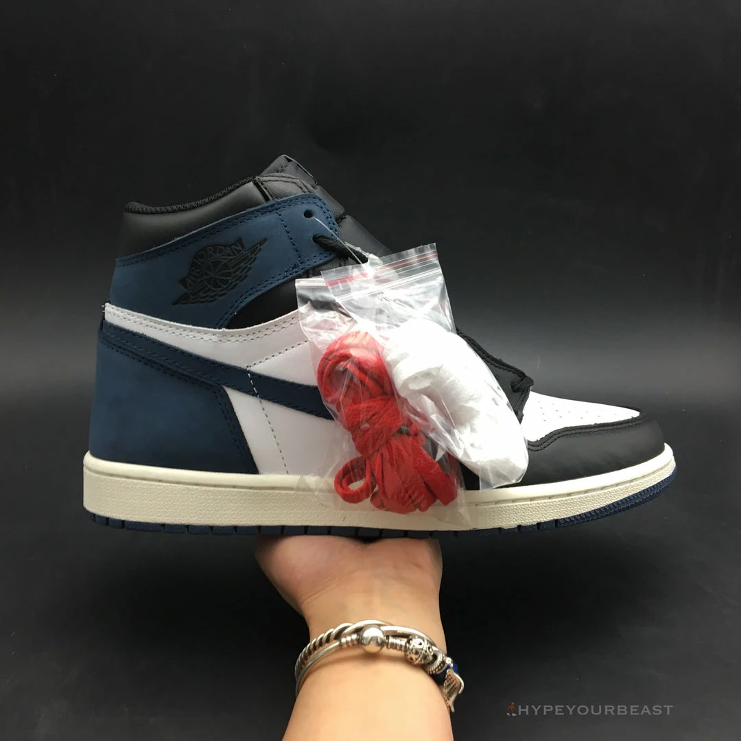 Air Jordan 1 Retro High OG Blue Moon