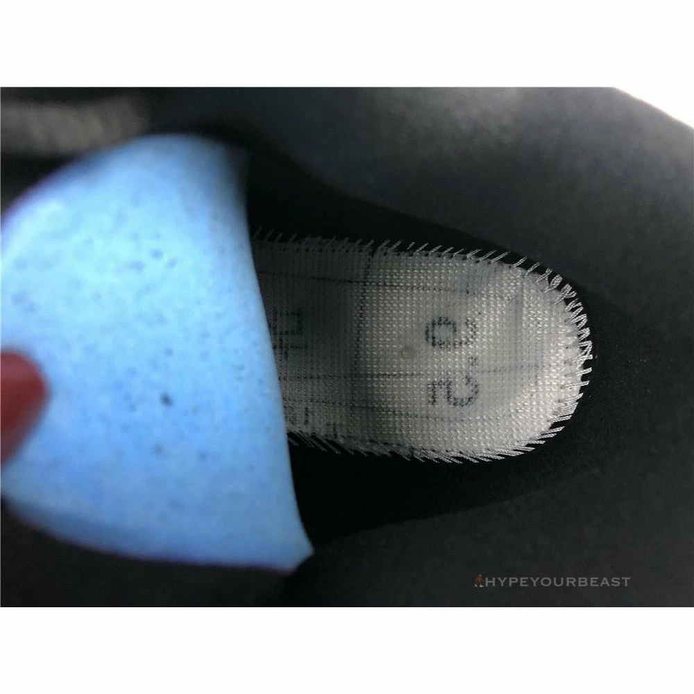 Air Jordan 13 Black / Purple