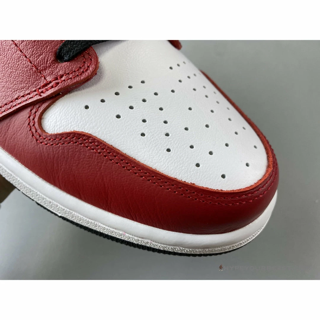 Air Jordan 1 Retro High Snake Chicago Satin