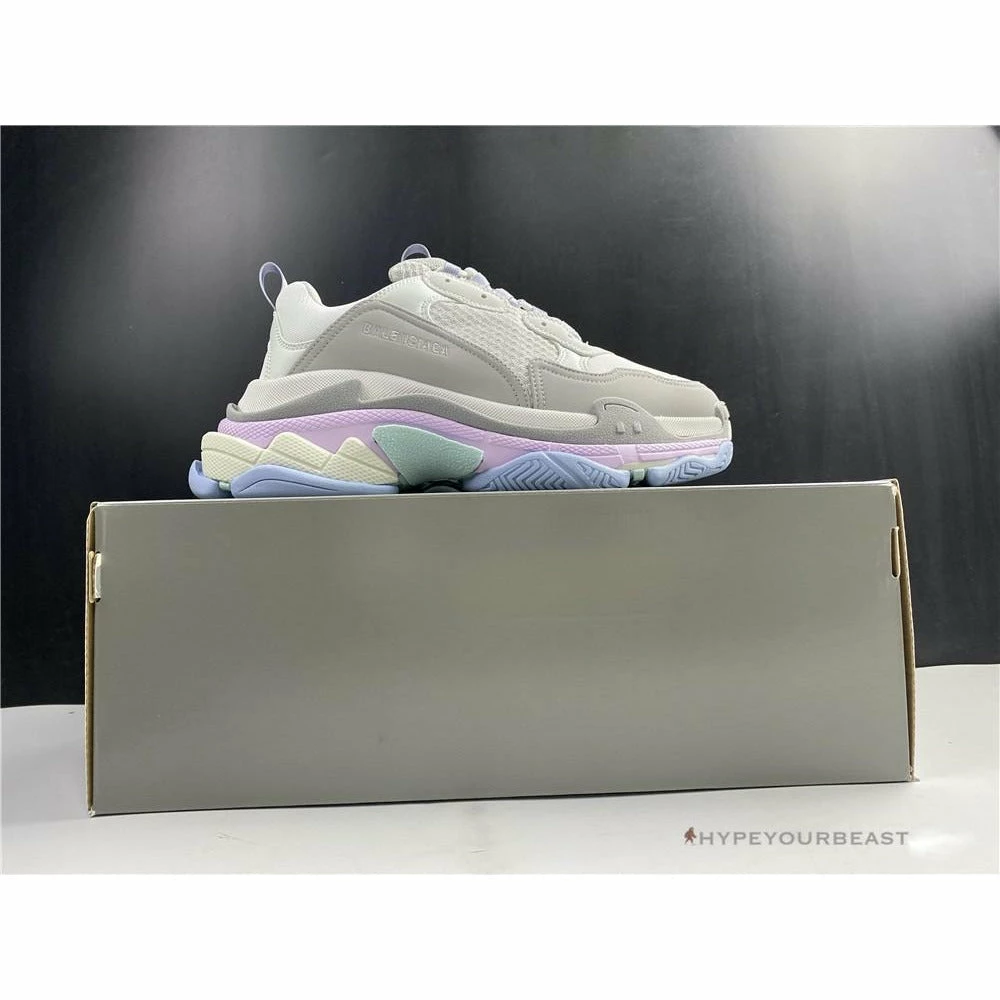 Ba*len*cia*ga triple s bcg triple s grey / pink