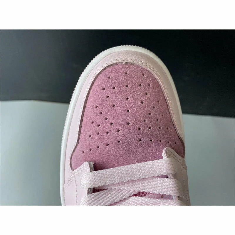 Air Jordan 1 Mid ‘Digital Pink’
