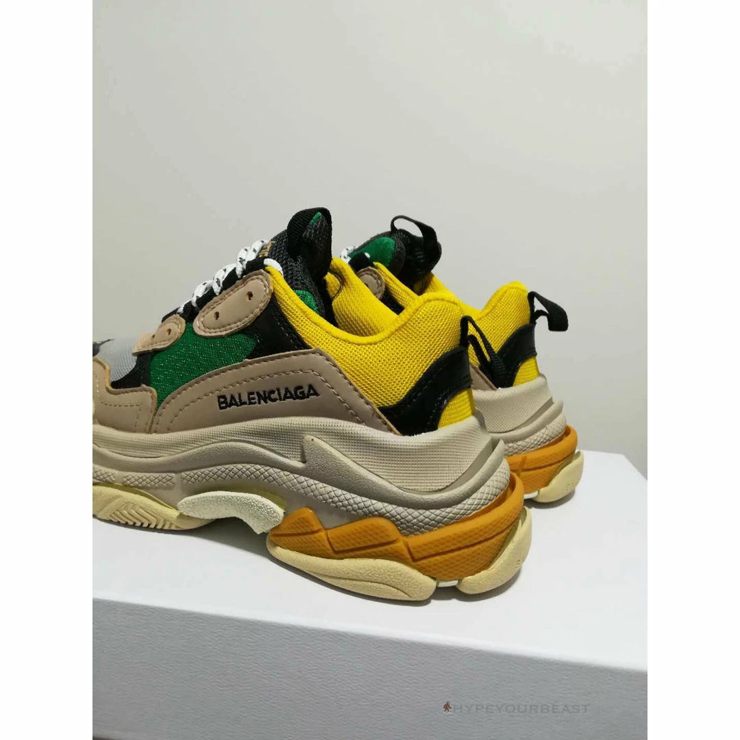 Ba*len*cia*ga bcg triple s yellow green