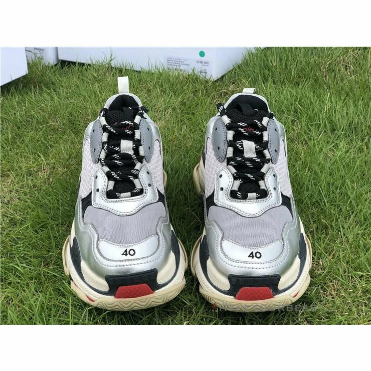 Ba*len*cia*ga bcg triple s sneakers silver grey red