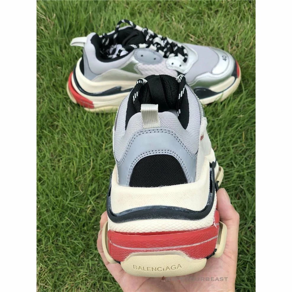 Ba*len*cia*ga bcg triple s sneakers silver grey red