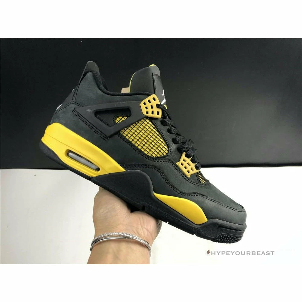 Air Jordan 4 ‘Thunder’