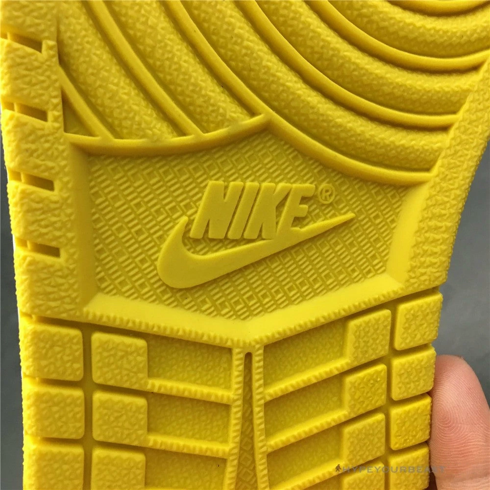 Air Jordan 1 Mid ‘Yellow Toe’