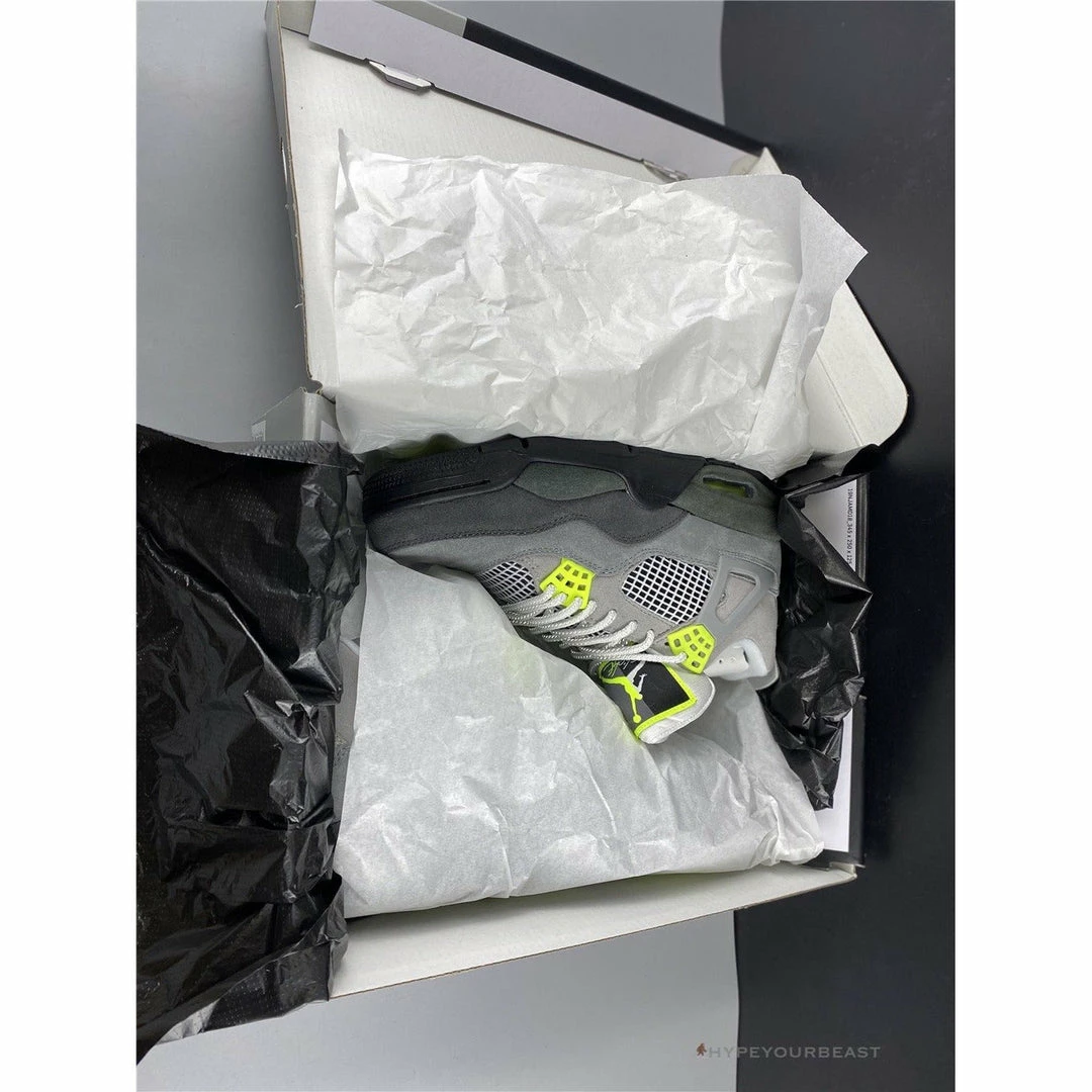 Air Jordan 4 Retro SE ‘Neon 95’