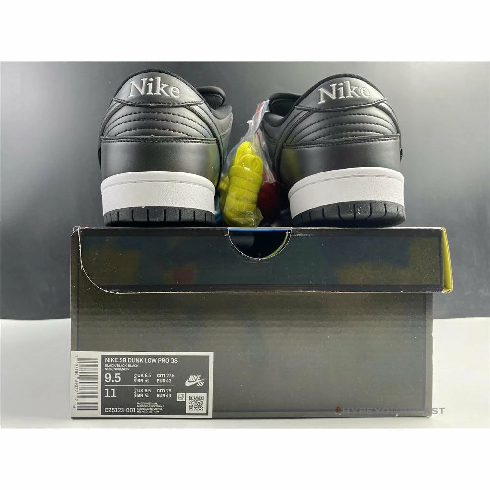 Nike SB Dunk Low ‘Civilist’