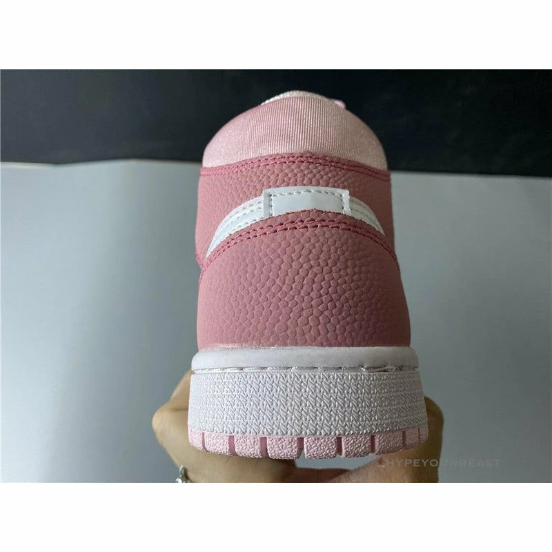 Air Jordan 1 Mid ‘Digital Pink’