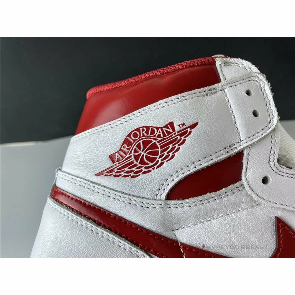 Air Jordan 1 Retro ‘Metallic Red’