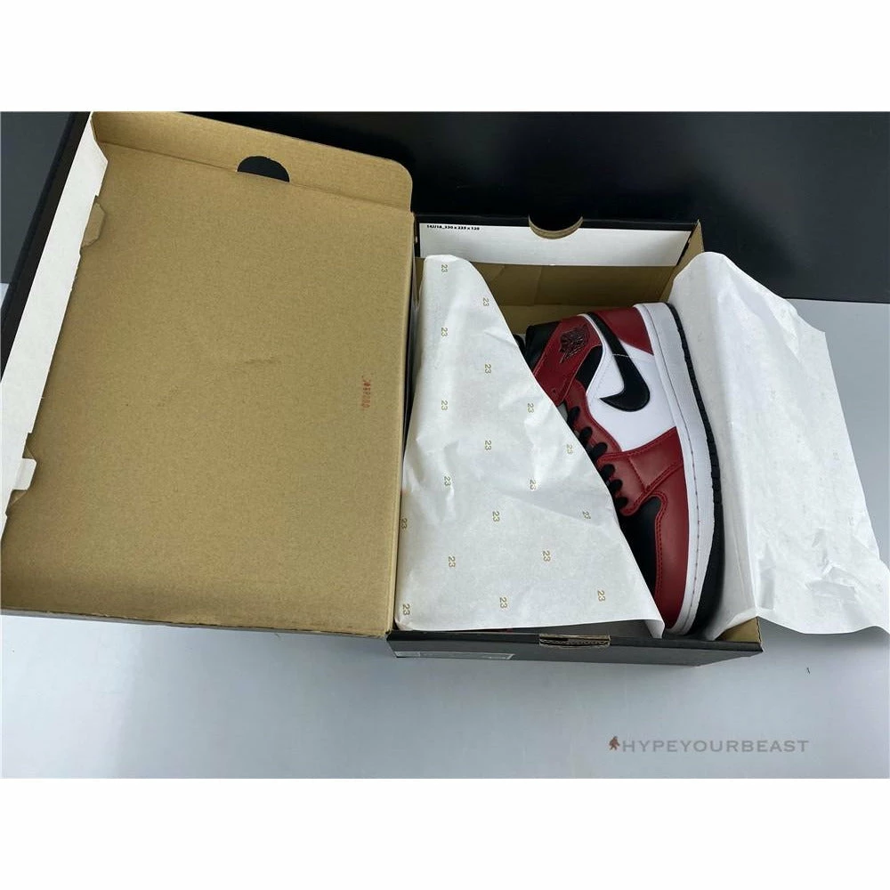 Air Jordan 1 Mid ‘Chicago’