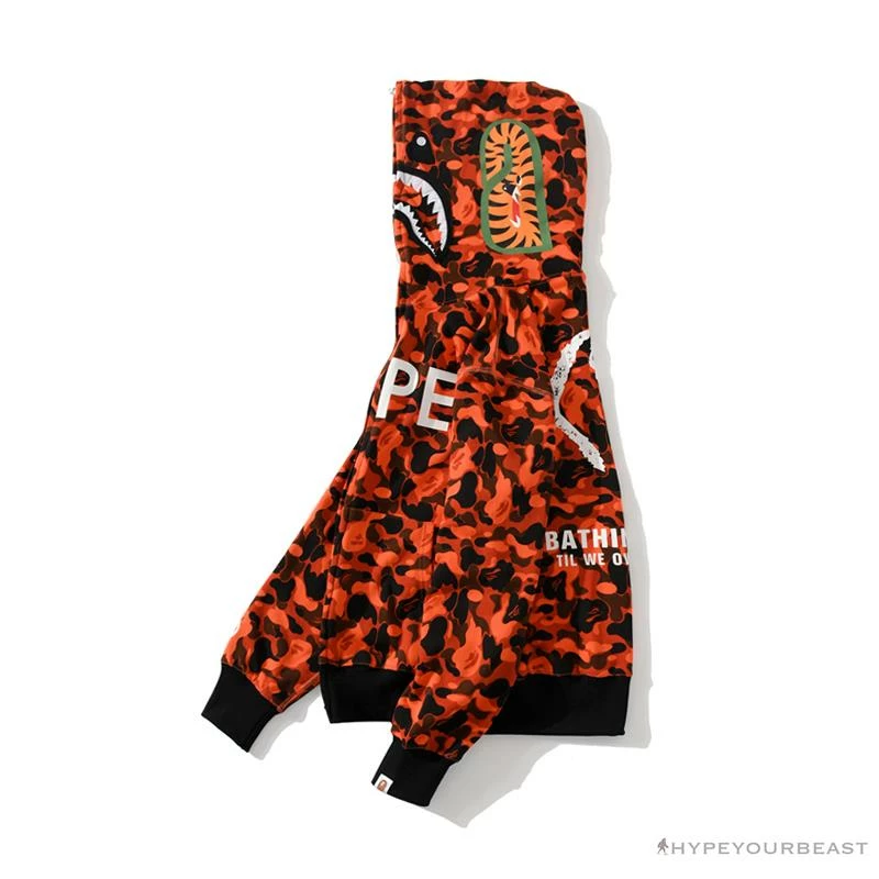BAPE X XO Co-Branded Camouflage Hoodie ‘RED’